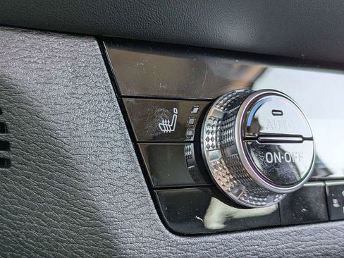 New 2026 Mitsubishi Outlander SE image 24