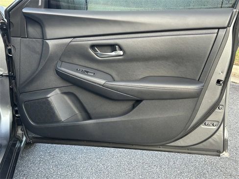 Certified 2023 Nissan Sentra S image 15