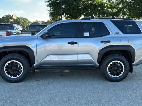 New 2026 Toyota 4Runner TRD Off-Road Premium AWD/4WD image 4