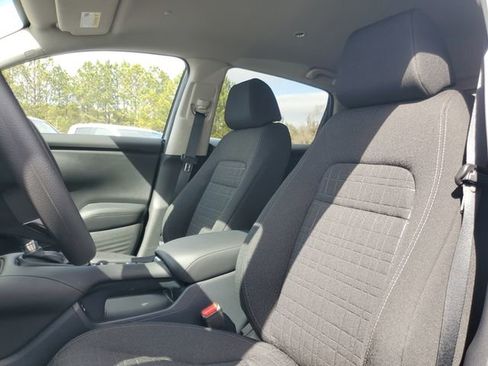 New 2026 Honda HR-V LX image 13