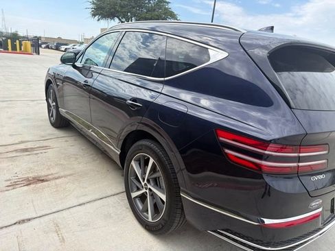 Used 2025 Genesis GV80 2.5T Advanced AWD/4WD image 3