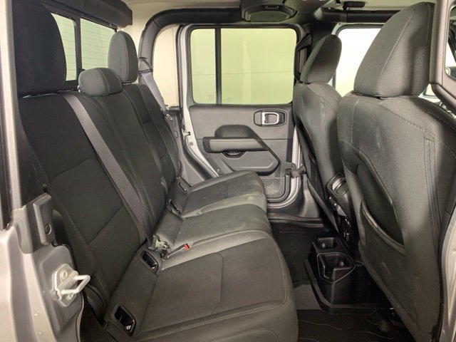 Used 2020 Jeep Gladiator Overland w/ Dual Top Group AWD/4WD image 20