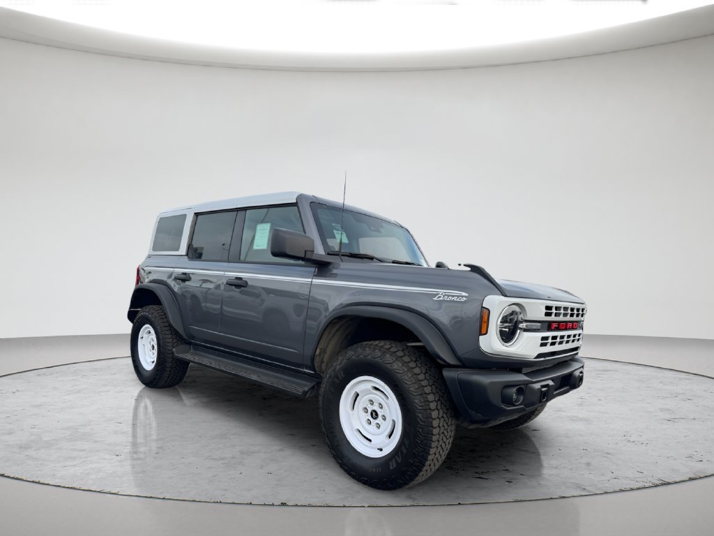 New 2026 Ford Bronco Heritage Edition AWD/4WD image 2