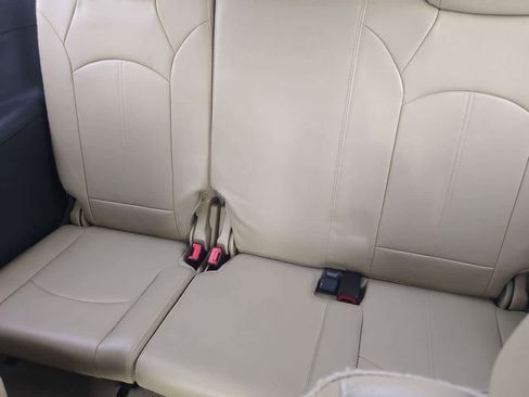 Used 2012 GMC Acadia SLT image 22