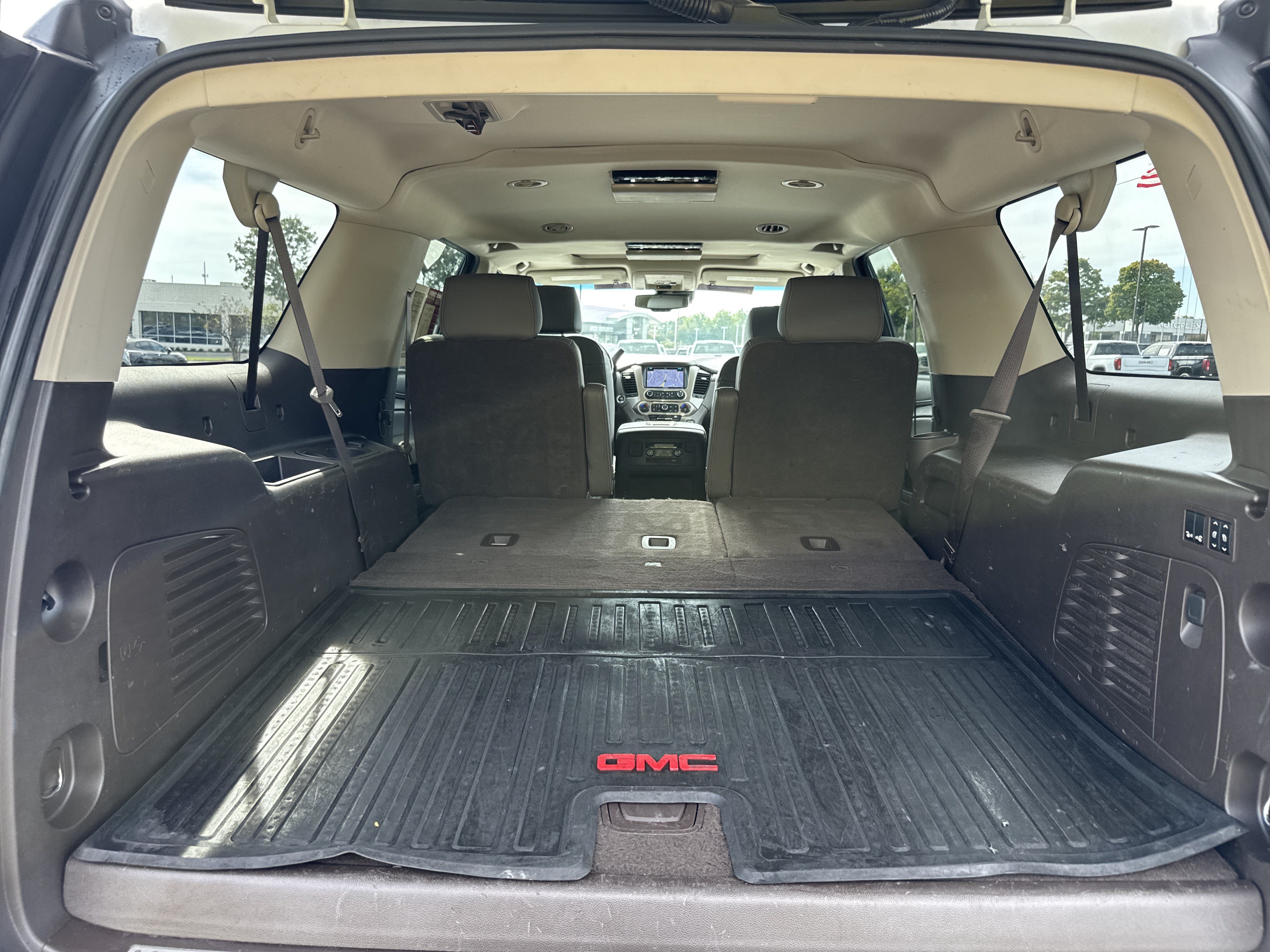 Used 2018 GMC Yukon XL Denali w/ Open Road Package AWD/4WD image 36