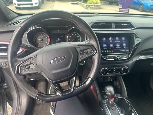 Used 2021 Chevrolet TrailBlazer RS w/ Technology Package AWD/4WD image 19