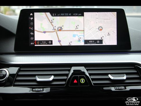 Used 2019 BMW 530e w/ M Sport Package image 20