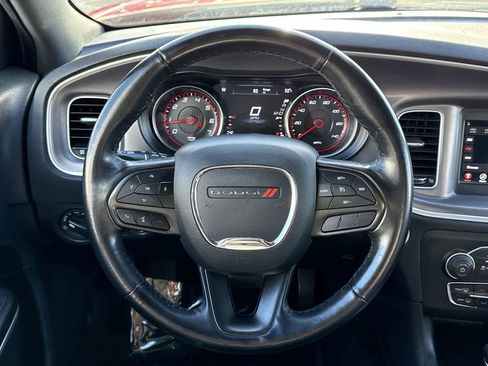Used 2022 Dodge Charger SXT w/ Leather Interior Group image 16