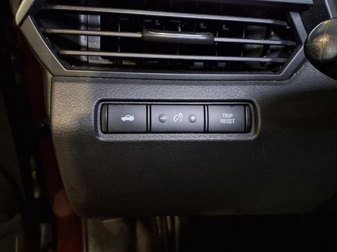 Used 2023 Nissan Altima 2.5 SV AWD/4WD image 17