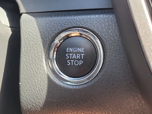 Used 2022 Toyota Camry XSE FWD image 25