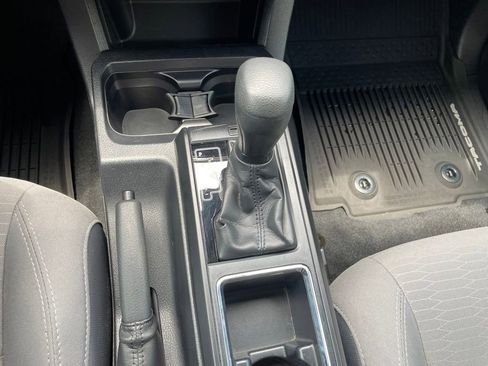 Used 2019 Toyota Tacoma SR w/ SR Convenience Package RWD image 12