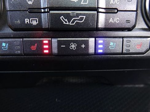 Used 2018 Ford F150 Raptor w/ Equipment Group 802A Luxury image 30