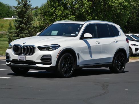 Used 2021 BMW X5 xDrive40i w/ Convenience Package AWD/4WD image 1