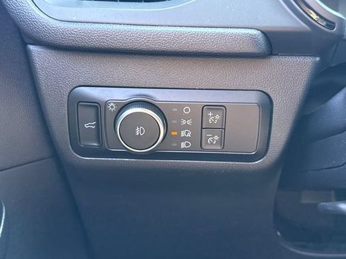 Used 2025 Ford Escape ST-Line Select AWD/4WD image 30