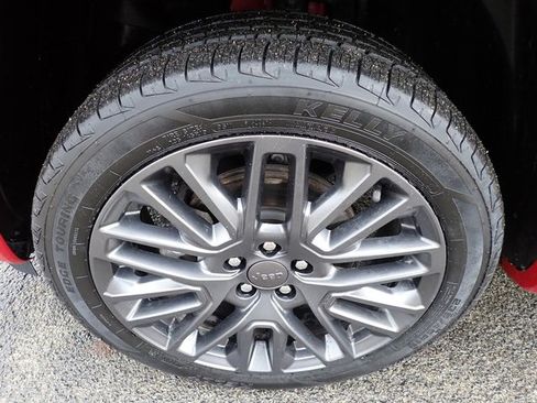 Used 2022 Jeep Compass High Altitude w/ (RED) Package image 11