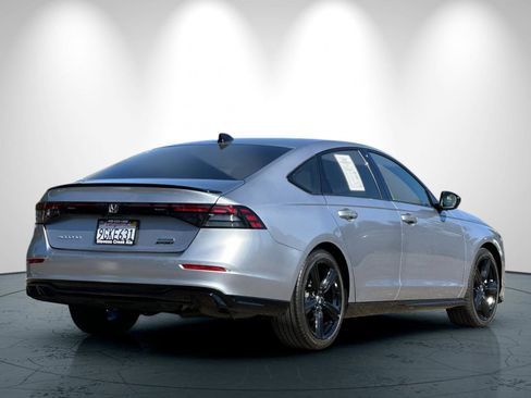 Used 2023 Honda Accord Sport image 4