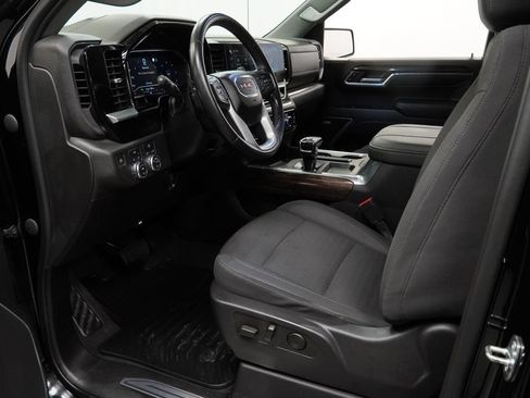 Used 2023 GMC Sierra 1500 Elevation w/ Preferred Package AWD/4WD image 10