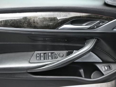 Used 2018 BMW M550i xDrive image 17