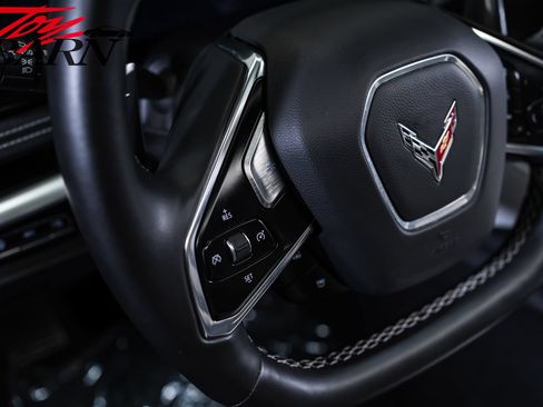 Used 2022 Chevrolet Corvette Stingray Preferred Conv w/ Z51 Performance Package RWD image 38