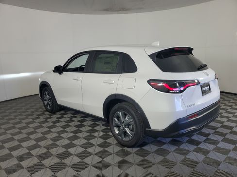 New 2026 Honda HR-V LX image 6