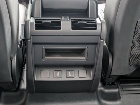 New 2026 Land Rover Defender 110 X-Dynamic SE AWD/4WD image 25