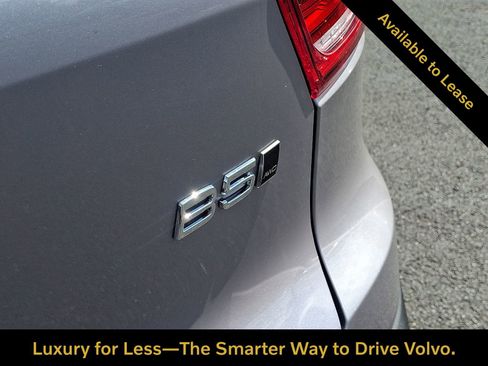 Certified 2026 Volvo XC40 B5 Plus w/ Protection Package Premier AWD/4WD image 22