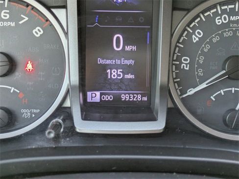 Used 2019 Toyota Tacoma SR5 image 30