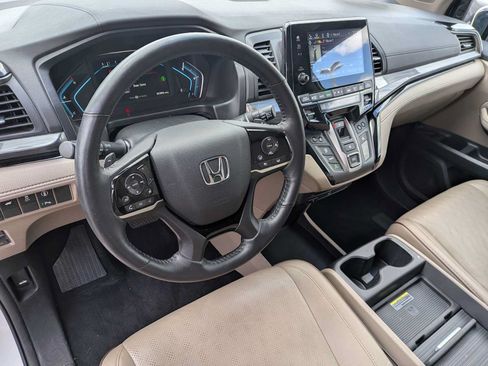 Certified 2024 Honda Odyssey Elite image 12