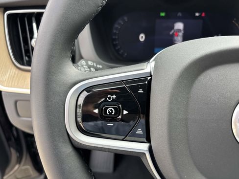 New 2026 Volvo XC60 B5 Plus w/ Protection Package Premier image 17