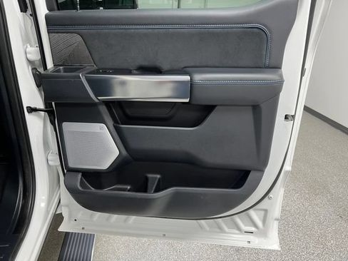 Used 2025 Ford F350 Platinum AWD/4WD image 49