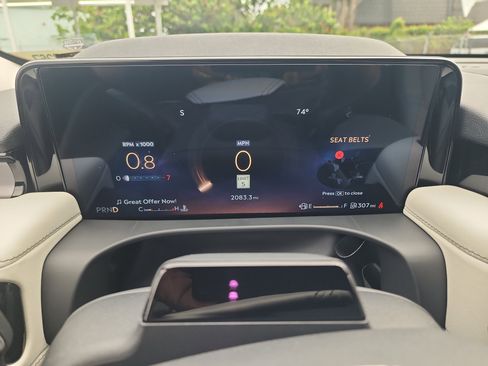 New 2026 Lincoln Aviator 2WD image 35