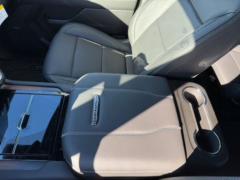 New 2026 GMC Yukon Denali w/ Sun & Power Step Package image 14