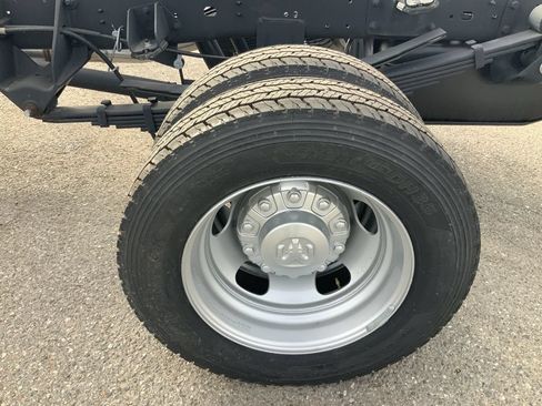 New 2025 RAM 5500 Tradesman AWD/4WD image 14