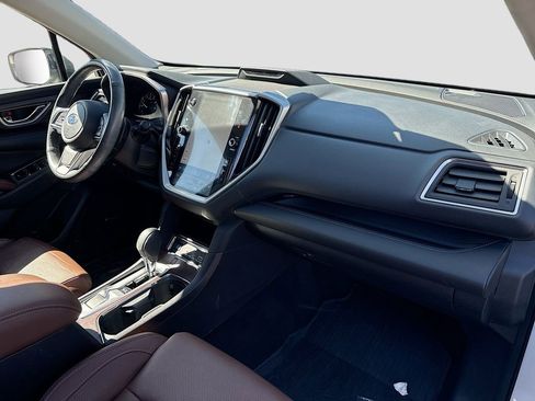 Used 2023 Subaru Ascent Touring image 32