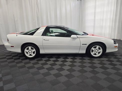 Used 1997 Chevrolet Camaro SS w/ Preferred Equipment Group 2 image 7