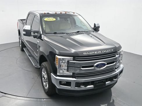 Used 2018 Ford F250 Lariat w/ Lariat Ultimate Package AWD/4WD image 20