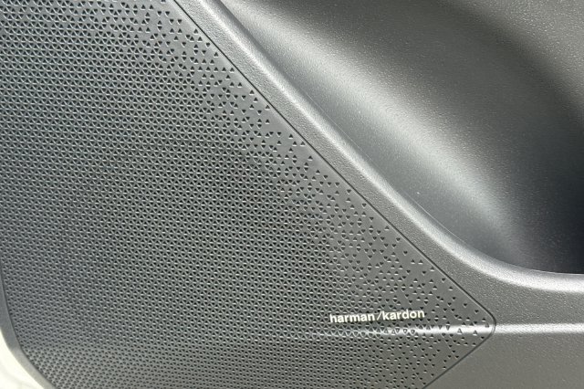 New 2026 Kia Niro Wave w/ Wave Preserve Package FWD image 22