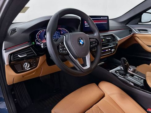 Used 2023 BMW 530i RWD image 9