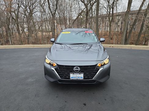 Certified 2025 Nissan Sentra SV w/ Trunk Package image 8