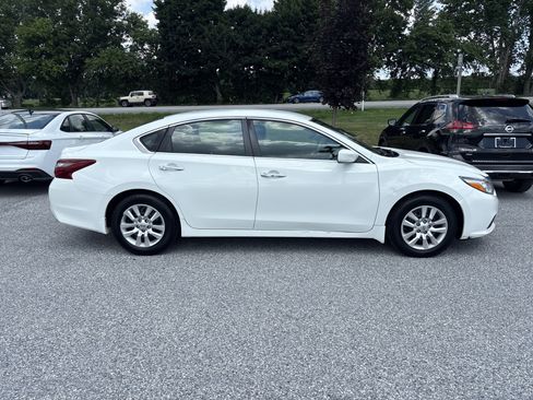 Used 2018 Nissan Altima 2.5 S w/ S Convenience Package FWD image 21