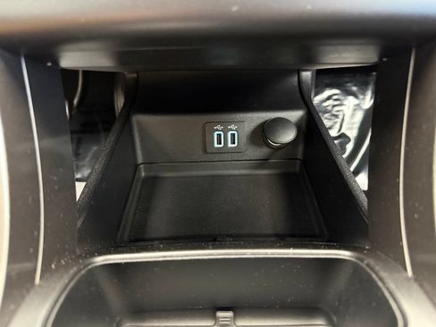 Used 2019 Ford Fusion SE FWD image 54