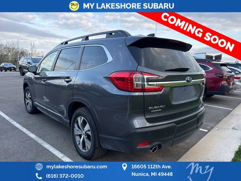 Used 2025 Subaru Ascent Premium AWD/4WD image 6