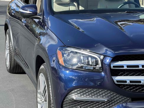 Used 2022 Mercedes-Benz GLS 450 4MATIC SUV - WARMTH & COMFORT image 67