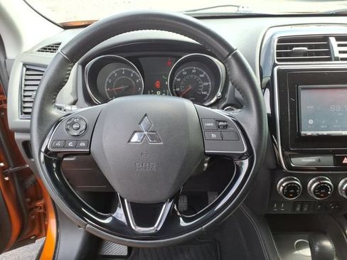 Used 2020 Mitsubishi Outlander Sport SE FWD image 18