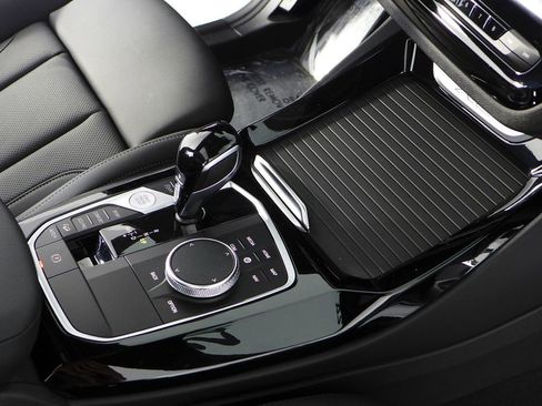 Certified 2024 BMW X3 xDrive30i w/ Convenience Package image 15