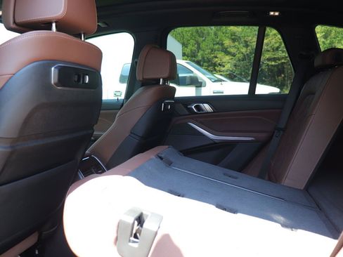 Used 2024 BMW X5 sDrive40i w/ Premium Package RWD image 13