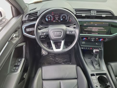 Used 2024 Audi Q3 2.0T Premium Plus image 12