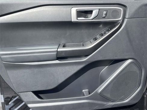 New 2025 Ford Explorer 4WD Police Interceptor image 19