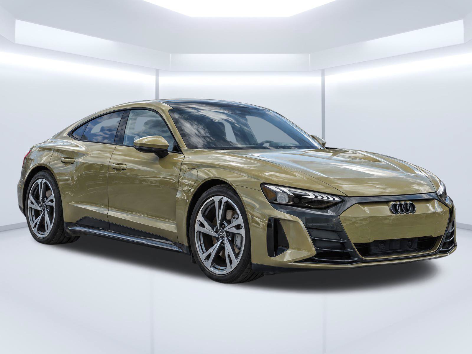 Used 2023 Audi e-tron GT Premium Plus w/ Executive Package AWD/4WD image 2