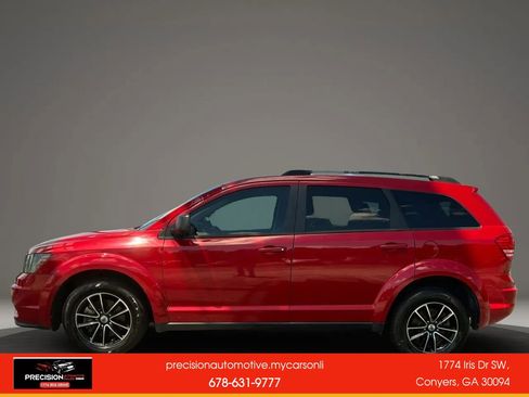 Used 2018 Dodge Journey SE w/ Connectivity Group FWD image 3